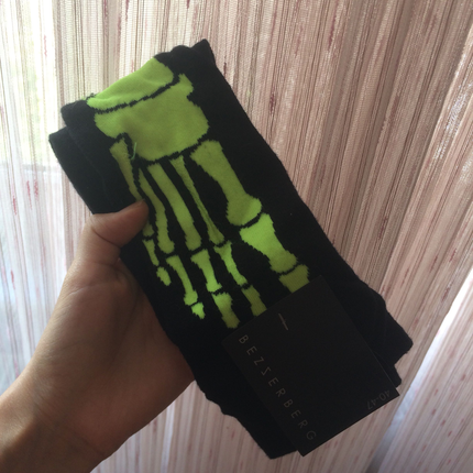 İskelet neon uzun çorap 