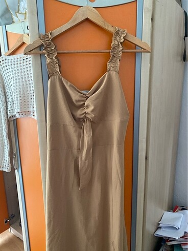 Camel rengi elbise