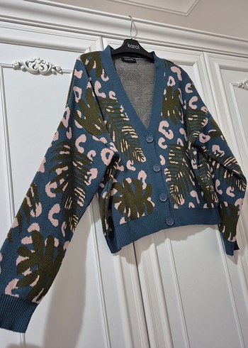 Desenli V Yaka Kadın Hırka trendyol s beden - Görsel 3