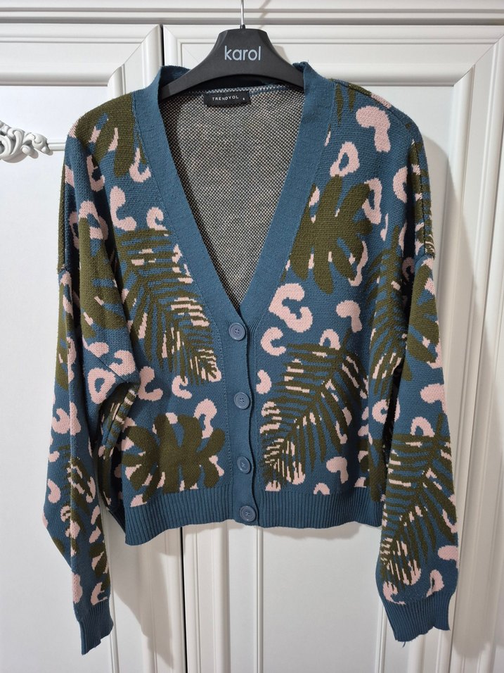 Desenli V Yaka Kadın Hırka trendyol s beden - Görsel 4