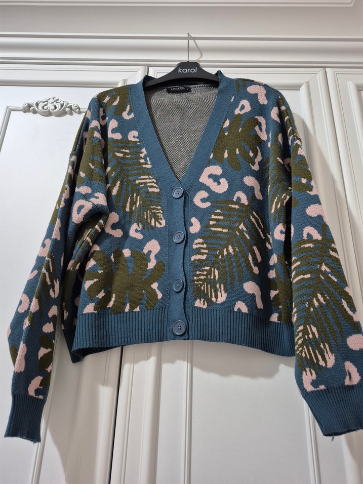 Desenli V Yaka Kadın Hırka trendyol s beden - Görsel 2