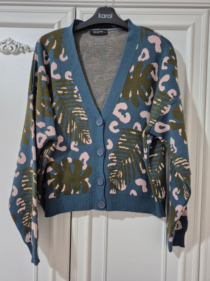 Desenli V Yaka Kadın Hırka trendyol s beden - Görsel 5