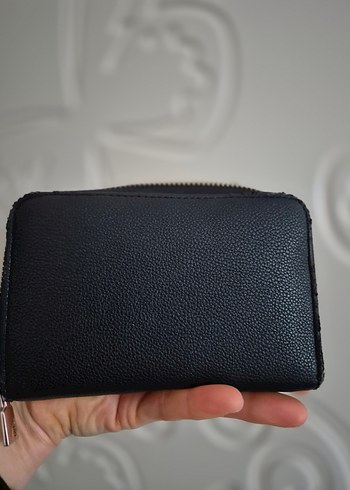 GUESS Siyah Deri Fermuarlı Kadın Cüzdan - Görsel 6