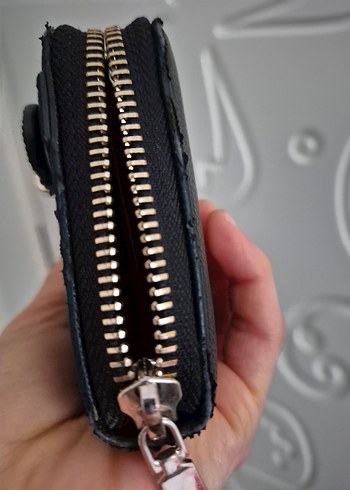 GUESS Siyah Deri Fermuarlı Kadın Cüzdan - Görsel 9