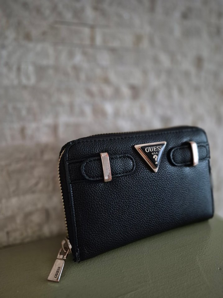 GUESS Siyah Deri Fermuarlı Kadın Cüzdan - Görsel 3