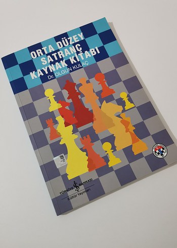Orta Düzey Satranç Kaynak Kitabı
