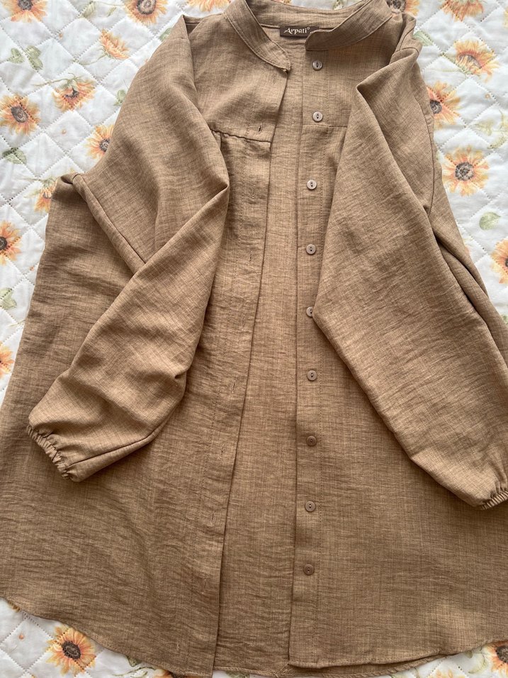 Bej Düğmeli Uzun Kollu gömlek - Görsel 3
