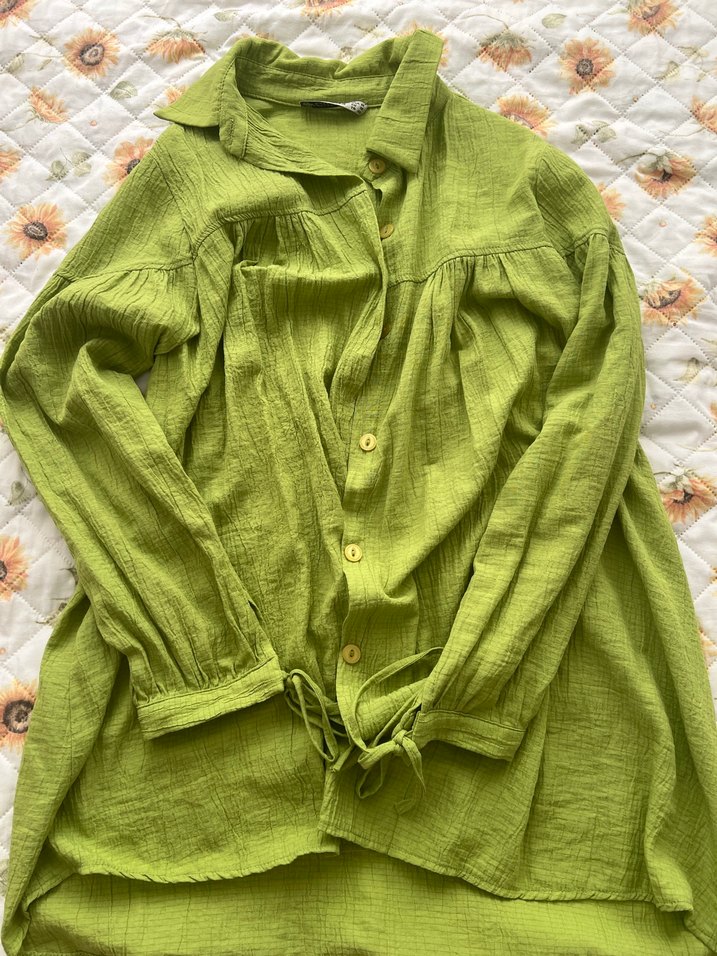 Bej Düğmeli Uzun Kollu gömlek - Görsel 2