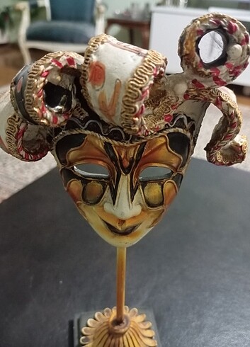 Beden Dekoratif maske . Venedik'ten alınmıştır.