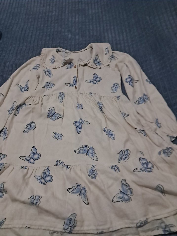 Kelebek Baskılı Keten Kız Elbisesi - Görsel 4