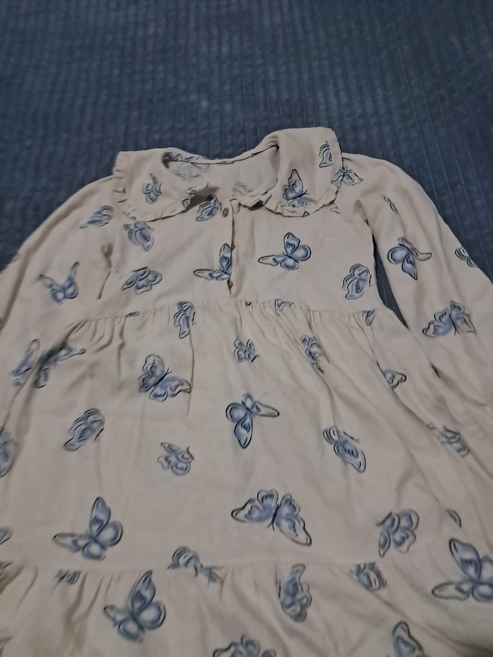 Kelebek Baskılı Keten Kız Elbisesi - Görsel 3