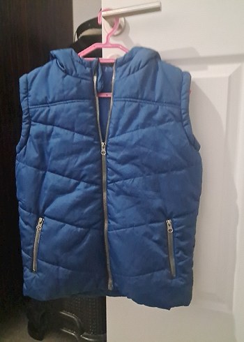 Erkek Çocuk Mavi Kapüşonlu Fermuarlı Yelek - Görsel 2