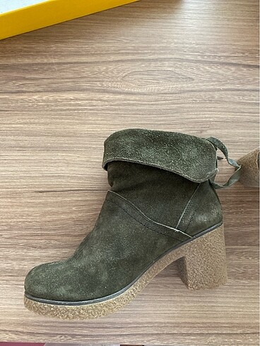 Topuklu bot - Görsel 2