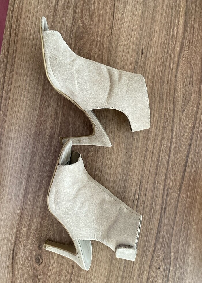 Topuklu ayakkabı - Görsel 2