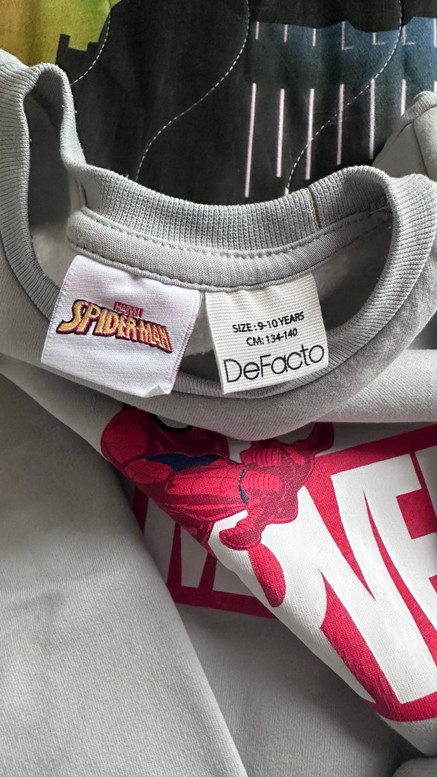 Marvel Baskılı Gri Erkek Sweatshirt - Görsel 3