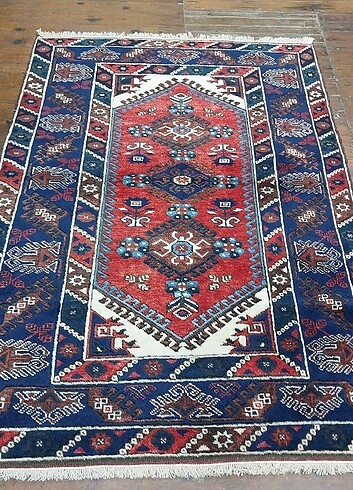 Diğer El dokuma döşemealtı halısı.123x177cm