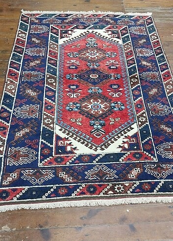 Beden El dokuma döşemealtı halısı.123x177cm