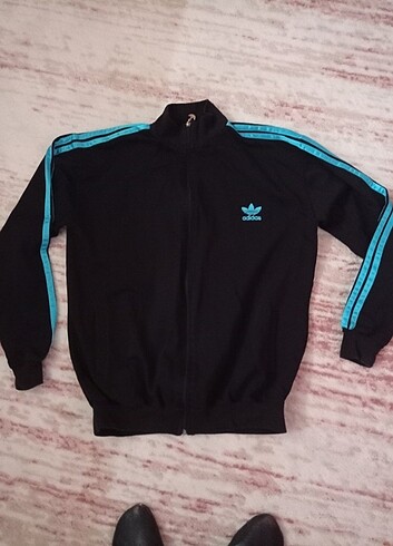 Adidas Mavi şeritli eşofman üstü
