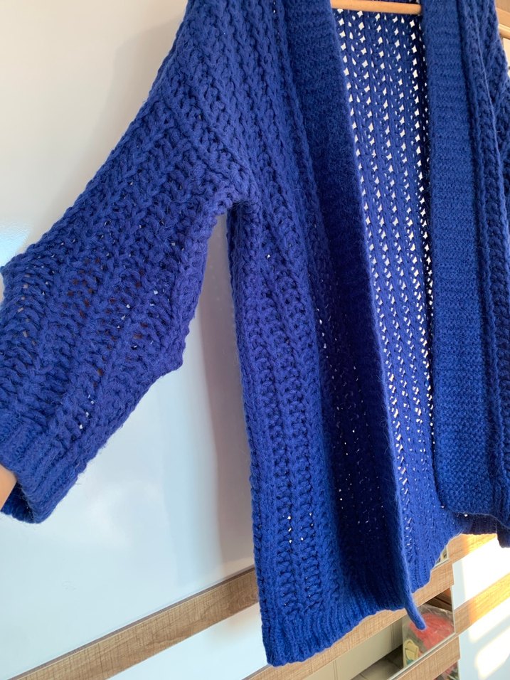 GUESS, ŞIK, S BEDEN YAZIYOR AMA OVERSİZE - Görsel 2