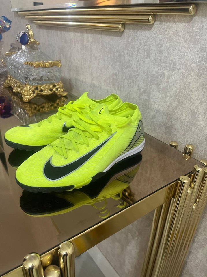 Nike Sarı Erkek Futbol Ayakkabısı Velcro Bantlı - Görsel 2