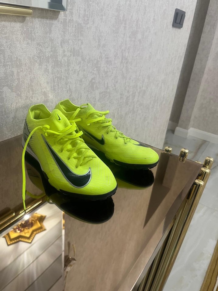 Nike Sarı Erkek Futbol Ayakkabısı Velcro Bantlı - Görsel 3