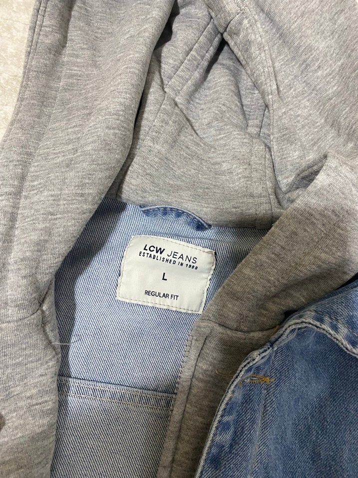 Düğmeli Gri Kapüşonlu Denim Ceket - Görsel 2