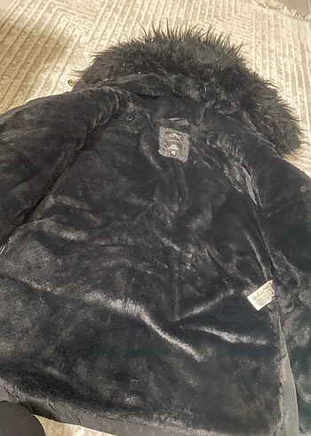 Mavi Siyah Kürklü Kadın Kışlık Mont - Görsel 4