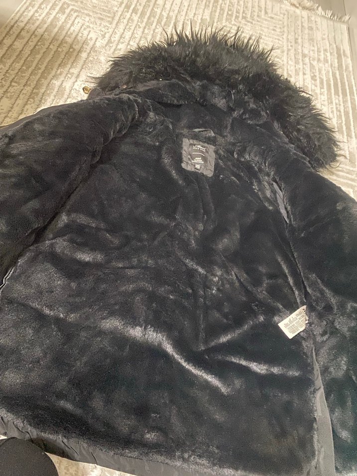 Mavi Siyah Kürklü Kadın Kışlık Mont - Görsel 4