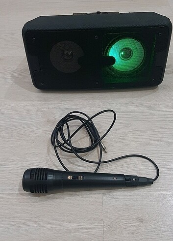 Mikrofonlu ve Bluetoothlu Ses Bombası - Görsel 2