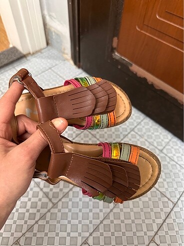 28 Beden Flo 28 numara