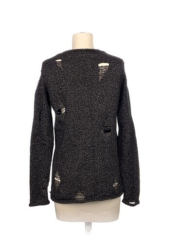 universal Beden PreLoved Kazak / Triko %70 İndirimli.