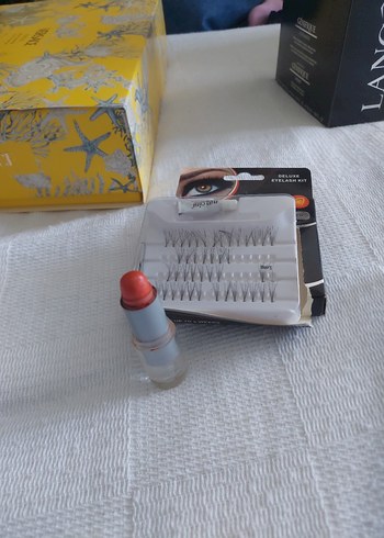 Nascita Salon Profesyonel Beyaz Takma Kirpik ve ruj 2adet - Görsel 3