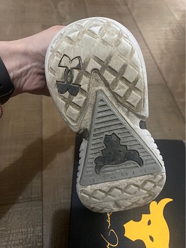 35 Beden siyah Renk Under armour çocuk ayakkabısı