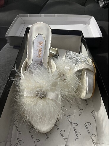 Çeyizlik tüylü terlik - Görsel 2