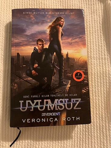 Uyumsuz film ozel