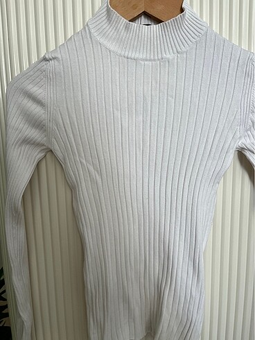 BERSHKA body