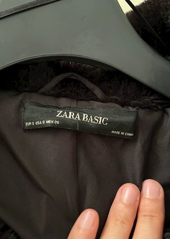 s Beden ZARA Siyah Kapüşonlu Kadın Peluş Ceket