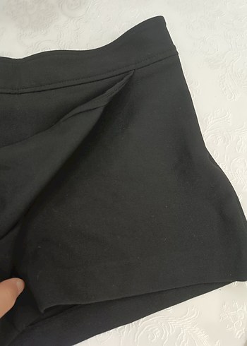 38 Beden siyah Renk Zara şortlu etek