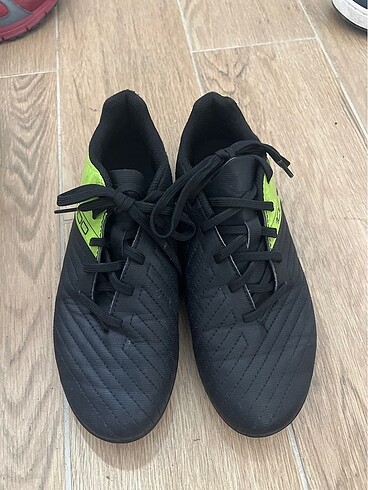 Futbol Ayakkabısı