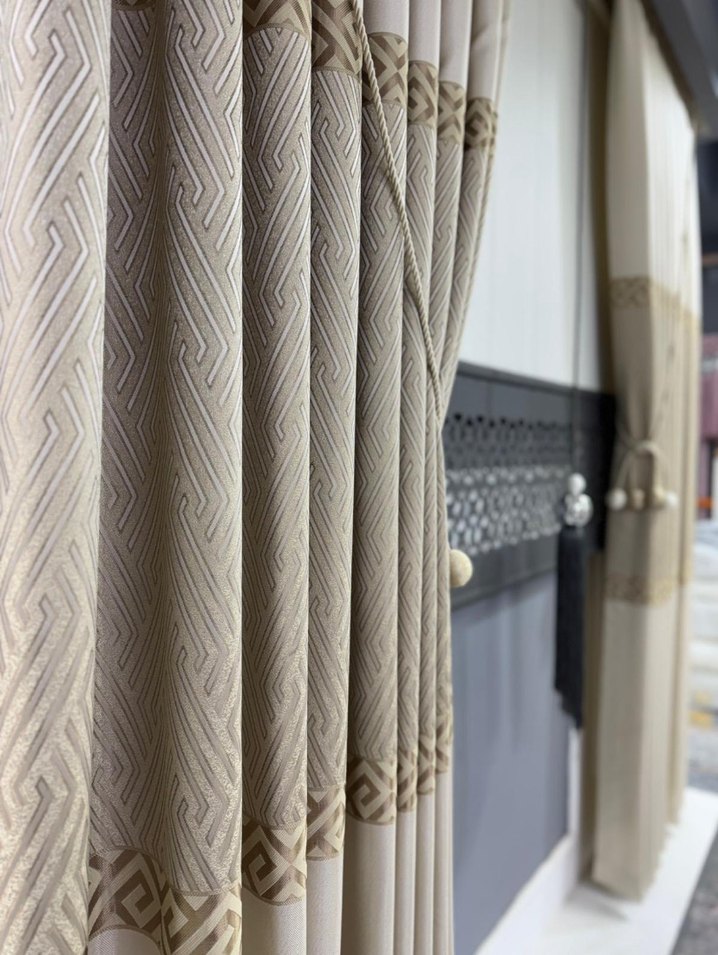 Bej Nakışlı Modern Klasik Fon Perde - Görsel 2