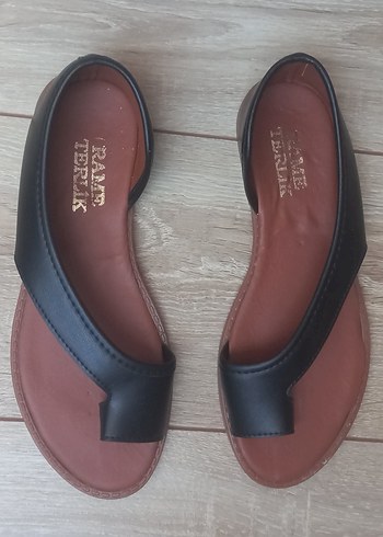 40 Beden Minimalist Kadın Sandalet