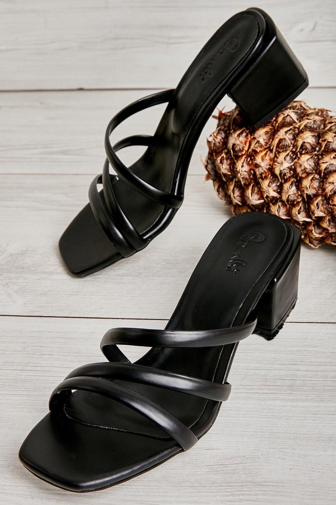 Siyah Topuklu Kadın Terlik - Görsel 3