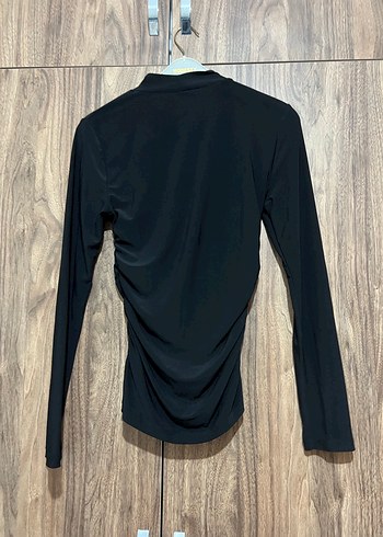 Drapeli Siyah Yüksek Yakalı Kadın body - Görsel 4