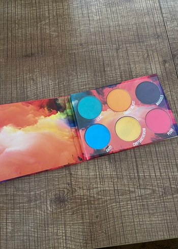 Beden Brooklyn color obsession renkli far paleti