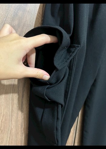 Stradivarius Stradivarius dökümlü kargo model pantolon