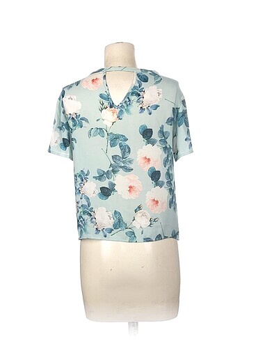 m Beden PreLoved Bluz %70 İndirimli.