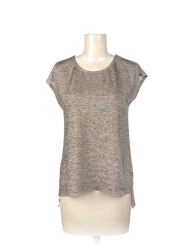 Koton T-shirt %70 İndirimli.