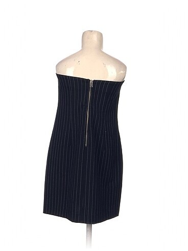 s Beden Bershka Mini Elbise %70 İndirimli.