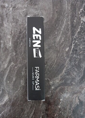 Farmasi zen maskara