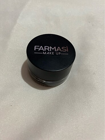 Farmasi kajal gel eyeliner